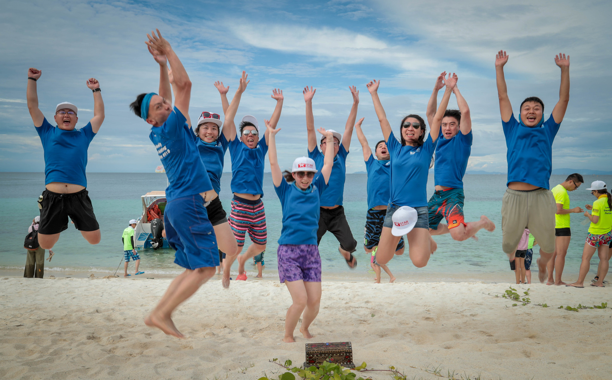 Hua Hin Team Building Activities – Making Teams – Team Building Thailand